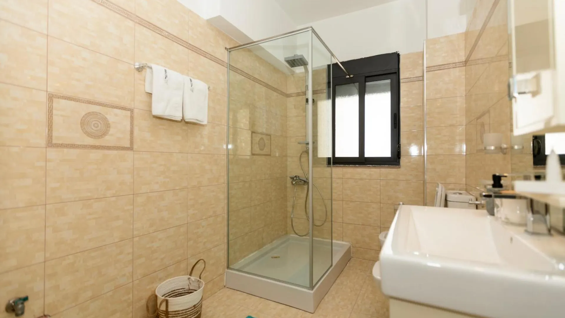 Next Home Apartment 3 Avlonya